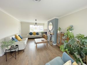 Keable Road- click for photo gallery